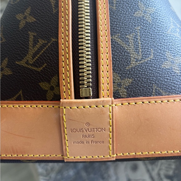 Authentic Louis Vuitton Alma Voyage MM travel unisex carry on - Picture 7 of 16